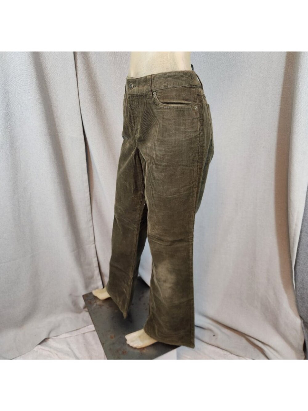 Ann Taylor LOFT Green Corduroy Straight Leg Pants Slacks Size 10 MEDIUM 32Wx32 I - Picture 6 of 7